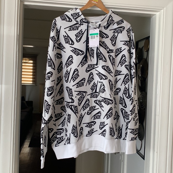 Brand new Nike print hoodie - Picture 6 of 7